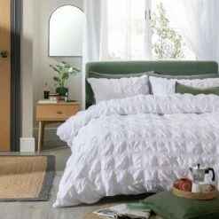 Habitat Seersucker Square White Bedding Set - Single