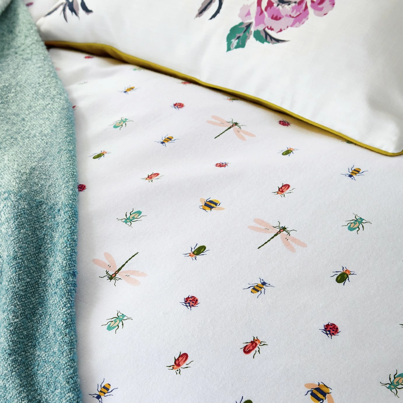 Joules Cotton Botanical Bugs White Bedding Set - Single 2 Joules Cotton Botanical Bugs White Bedding Set - Single - Image 2