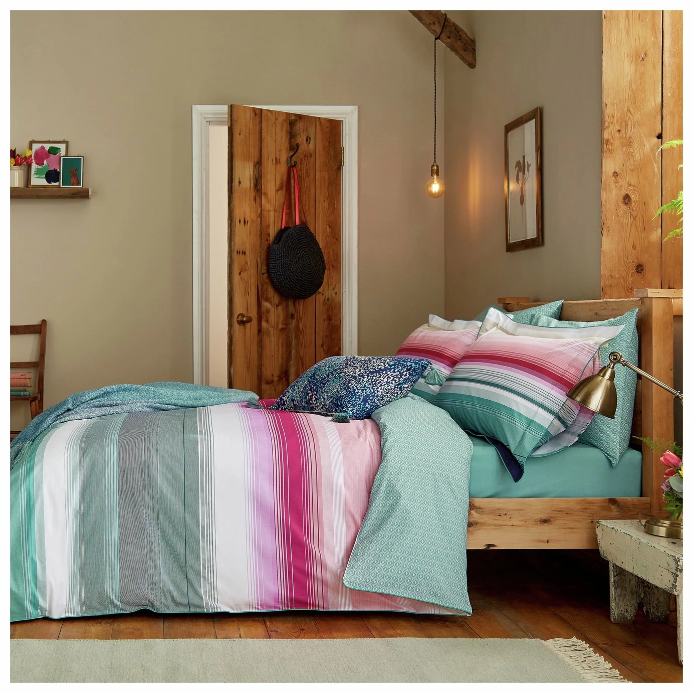 Joules Cotton Percale Cotswold Stripe Bedding Set - Single 1 Joules Cotton Percale Cotswold Stripe Bedding Set - Single