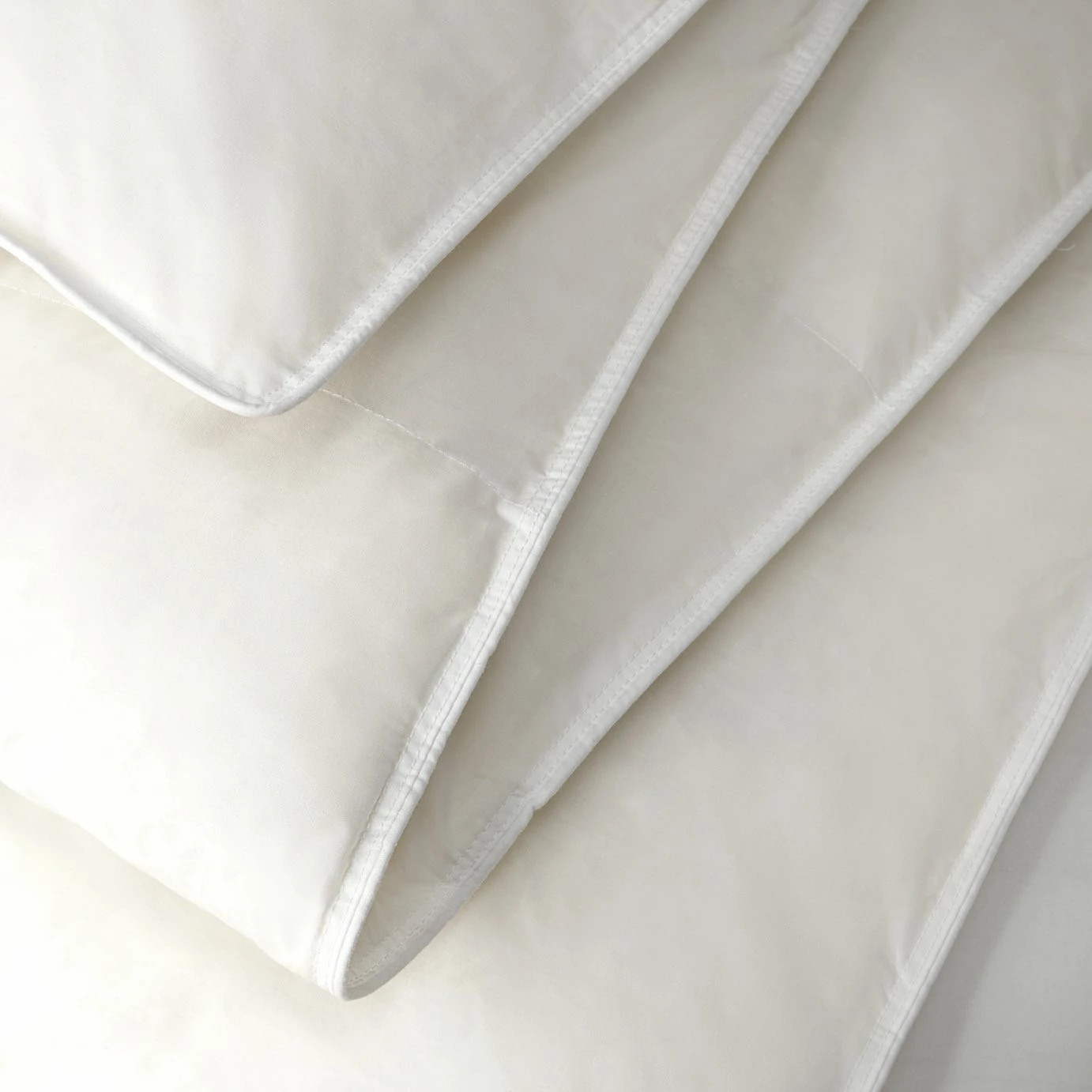 Habitat Duck Feather 13.5 Tog Duvet - Single 3 Habitat Duck Feather 13.5 Tog Duvet - Single - Image 3