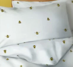 Habitat Hideaway Bee Print White Bedding Set - Single -Bed Linings Sales Store 8887720 R Z004A