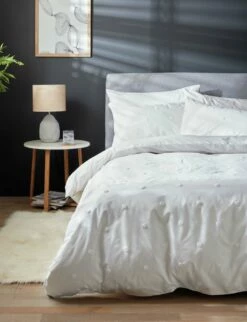 Habitat Tufted Spot White Bedding Set - Single