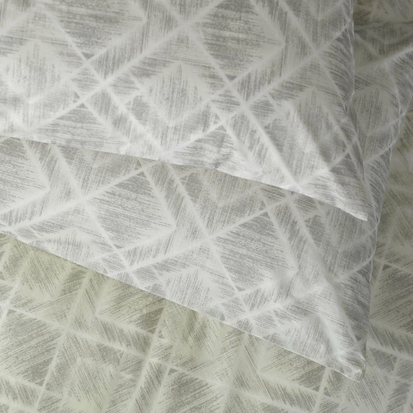 Habitat Cotton 200TC Geo Silver & Cream Bedding Set - Single 4 Habitat Cotton 200TC Geo Silver & Cream Bedding Set - Single - Image 4